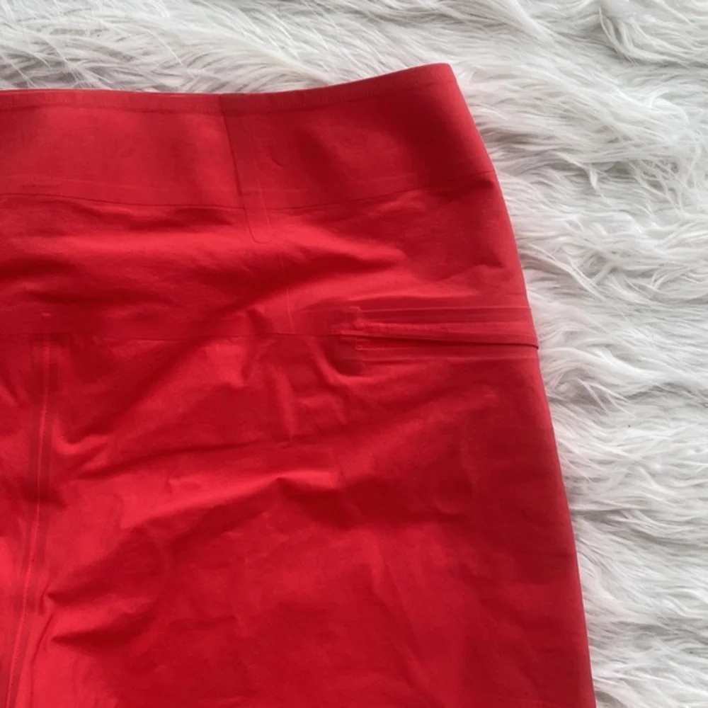 lululemon athletica excellent no